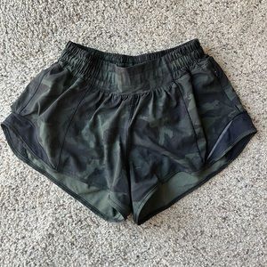 Lululemon hotty hot shorts